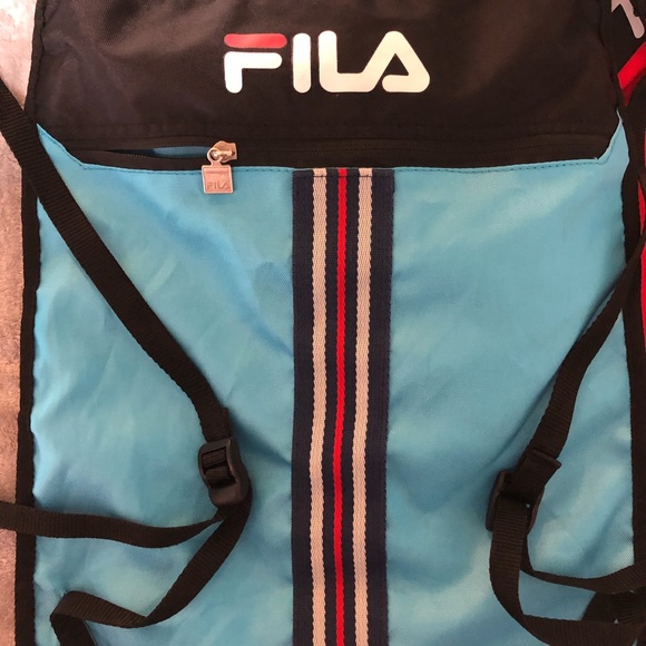 FILA Adjustable Drawstring Backpack Nylon Blue Zip - Picture 12 of 16
